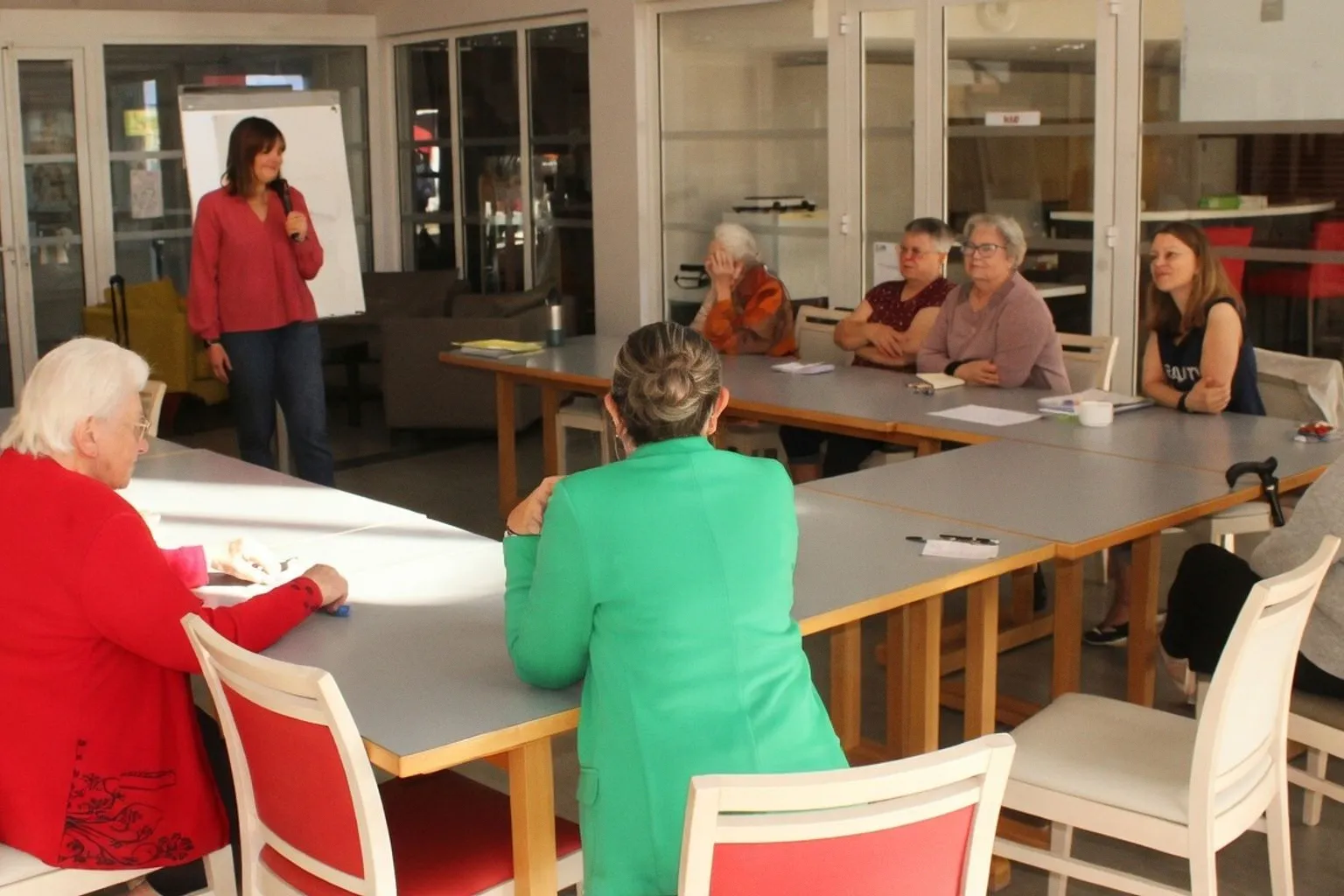 Bien manger pour bien vieillir : des conseils nutritionnels sans contraintes pour les seniors