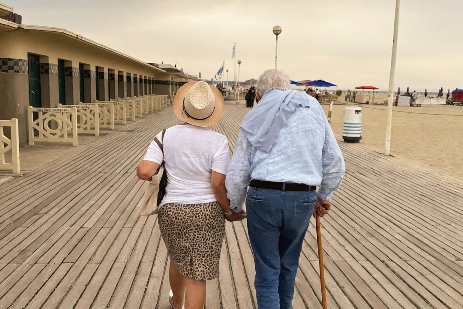 Vieillir en bonne santé : les clés d'une gériatre pour anticiper la perte d'autonomie